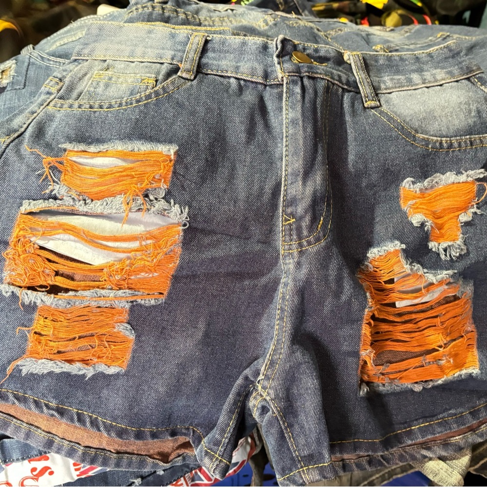 RIPPED BLUE JEANS BRAND NEW